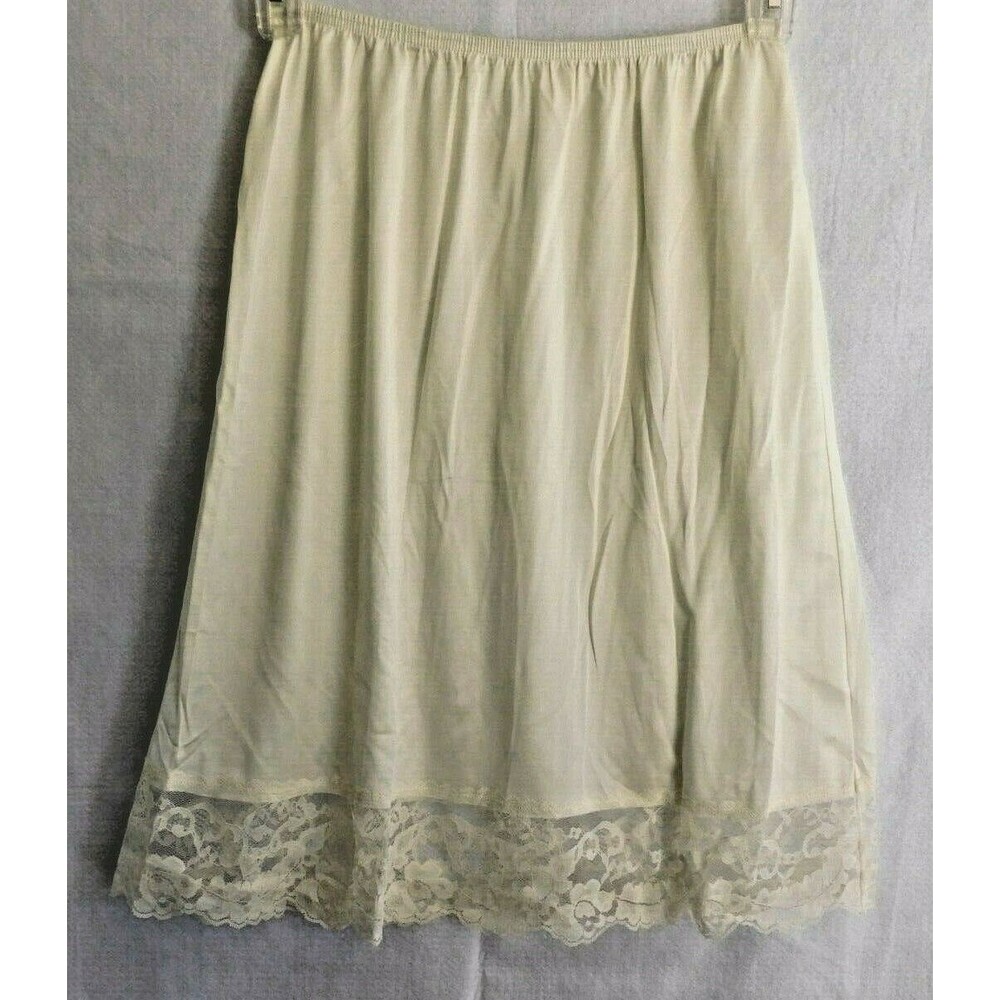 Vintage Vassarette Half Slip, Ivory Size Large 28" Long with Lace Hem